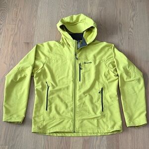 Patagonia Men's Vibrant Green/Yellow Performance Jacket